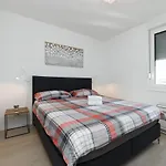 Malo Center - Rooftop, Wifi, Parking Apartman Zára