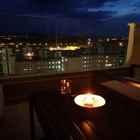 Malo Center - Rooftop, Wifi, Parking Apartmán *