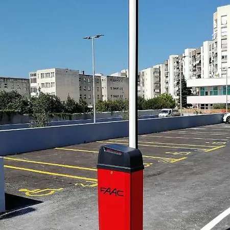 Malo Center - Rooftop, Wifi, Parking * Zadar