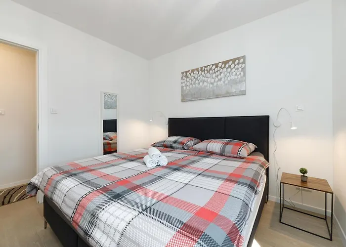 Malo Center - Rooftop, Wifi, Parking *